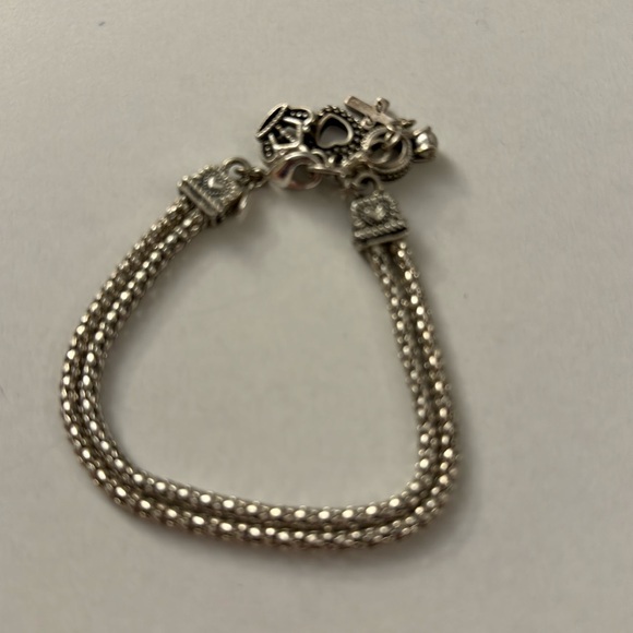 Premier Designs Bracelet Cross Crown Heart B49 - Picture 1 of 2